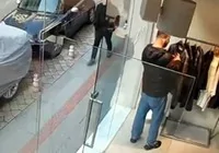 kadikoy-de-110-bin-tl-lik-mont-calindi-supheli-yakalandi