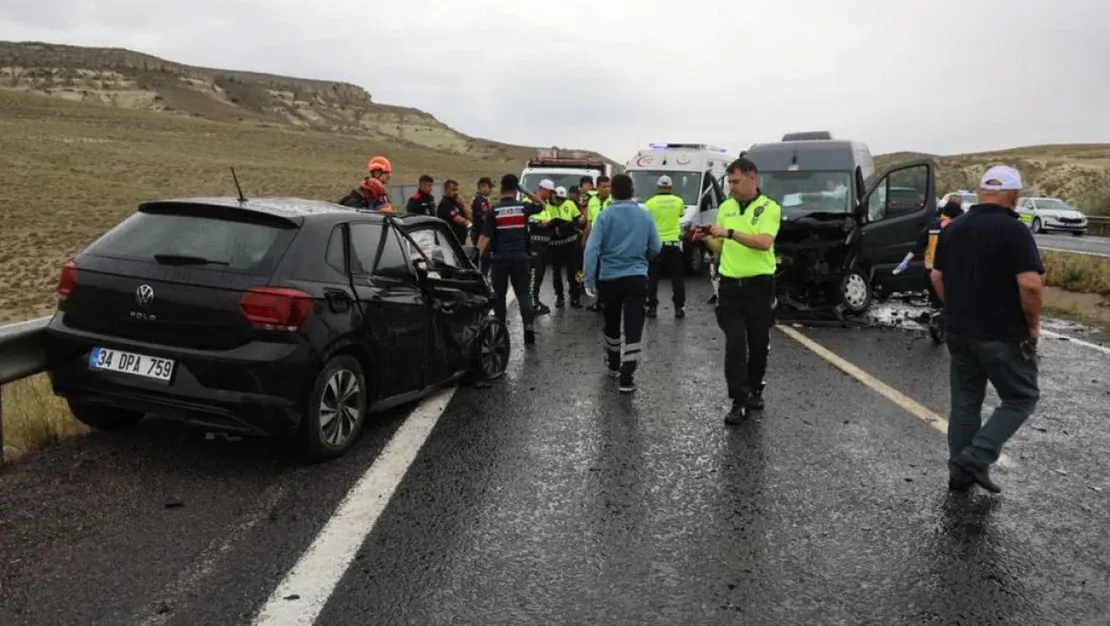 nevsehir-de-kaza-1-i-bebek-7-yarali