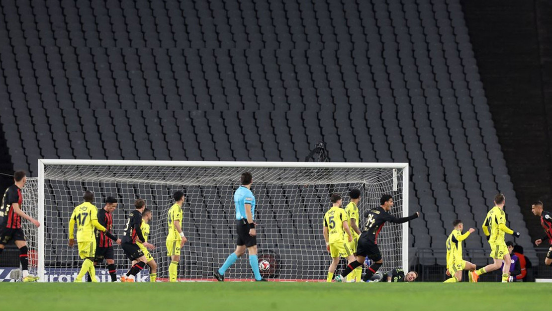 fenerbahce-fatih-karagumruk-e-2-0-maglup-oldu