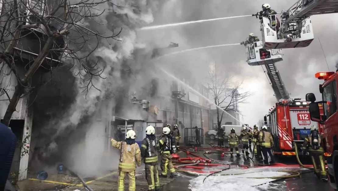 basaksehir-deki-yanginda-3-kisi-kurtarildi