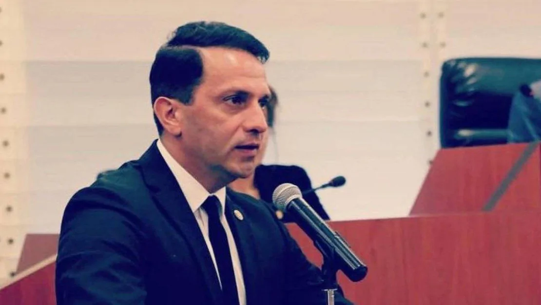 mucahit-birinci-ozgur-ozel-e-cevap-verdi