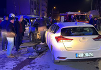 adiyaman-da-otomobil-ve-hafif-ticari-arac-carpisti