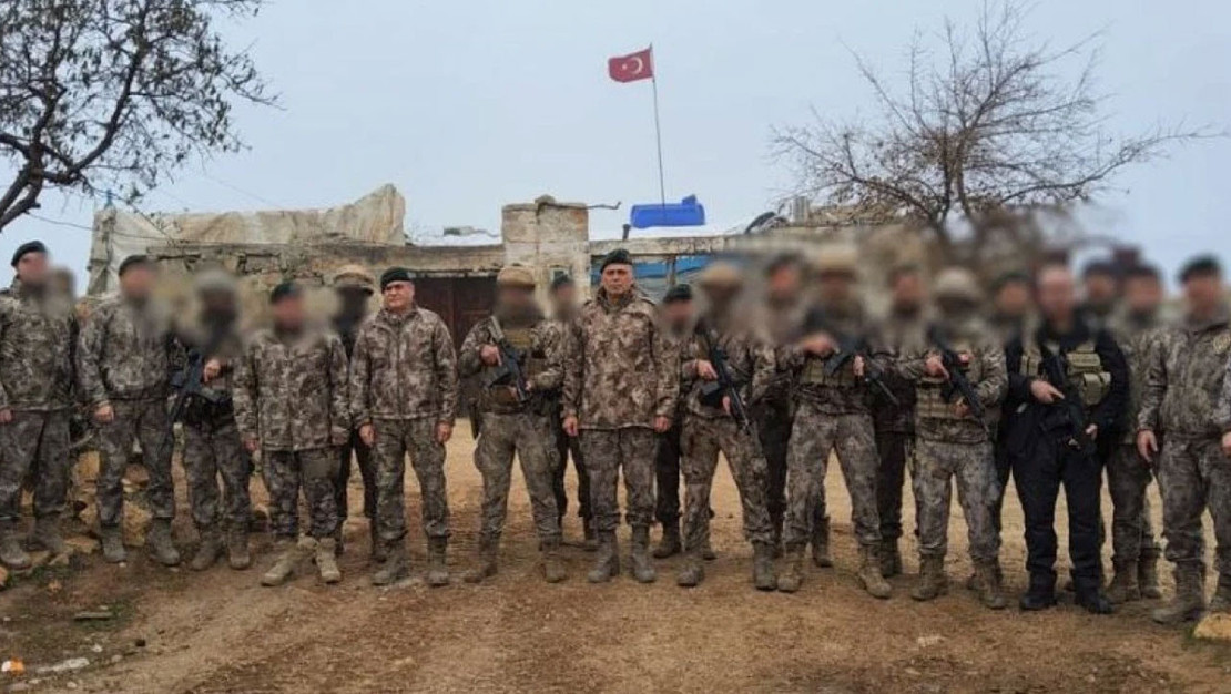 ozel-harekat-baskani-hayal-suriye-uslerine-inceleme-ziyareti