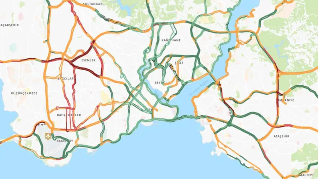 istanbul-da-kar-yagisi-trafikte-yuzde-76-yogunluk-yaratti