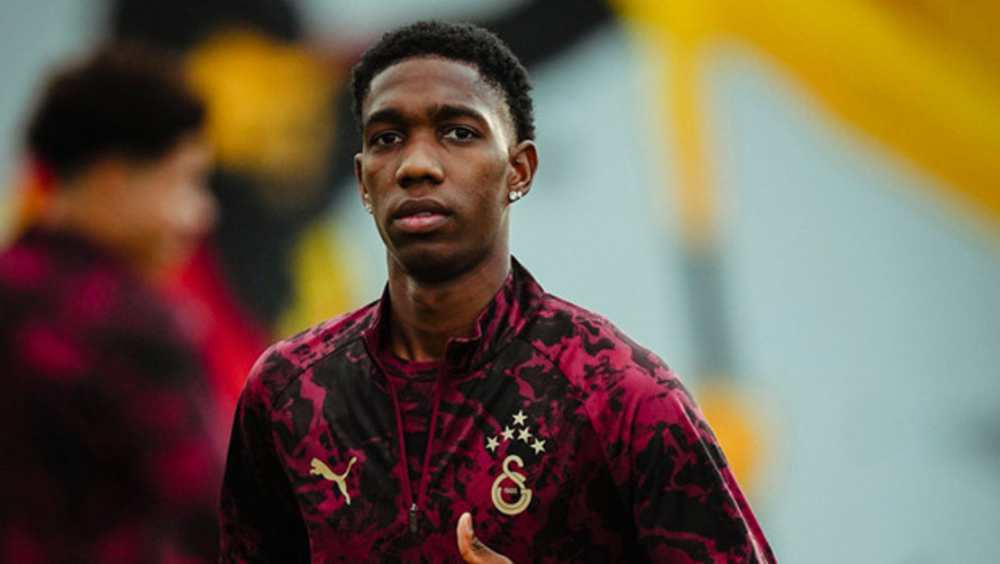 galatasaray-da-yeni-transfer-yaser-asprilla-idmanda-goruntulendi