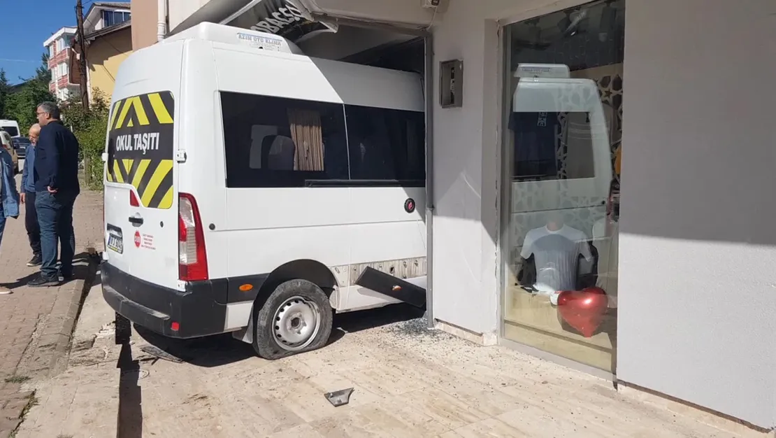 frenleri-bosalan-servis-is-yerine-girdi