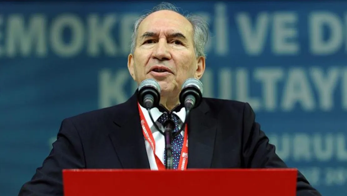 eski-chp-baskani-altan-oymen-hastaneye-kaldirildi