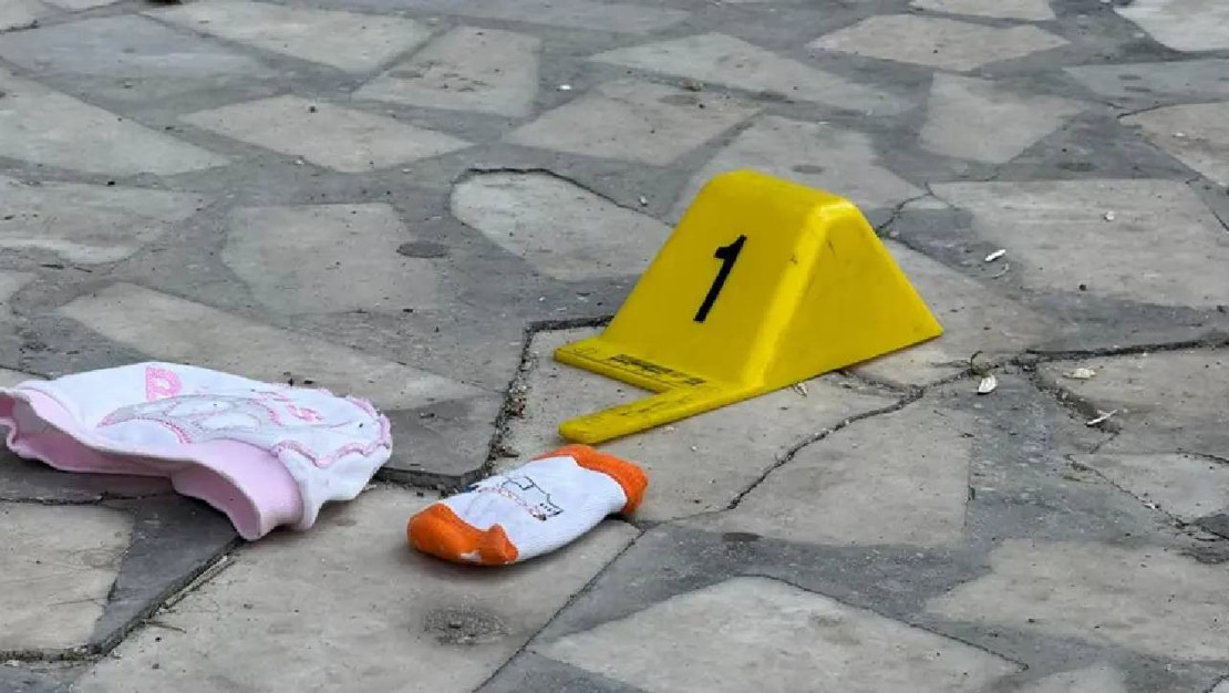 kayapinar-da-anne-sinir-krizi-gecirip-bebek-atti