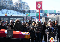 gokmen-ozdenak-icin-rams-park-ta-anma-toreni-duzenlendi