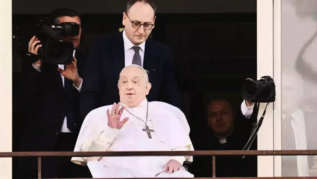 papa-francesko-hastaneden-sonra-vatikan-a-dondu
