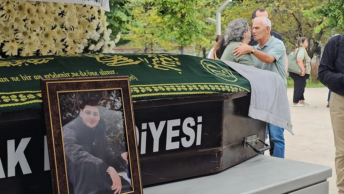 dogum-gununde-kaza-geciren-kayra-oldu