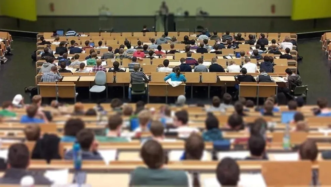 universite-ogrenci-sayisi-nufusu-gecti