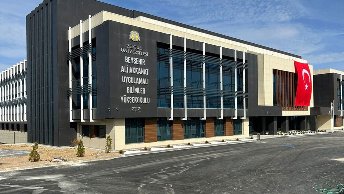 selcuk-universitesi-nde-taciz-iddiasi-yukseliyor