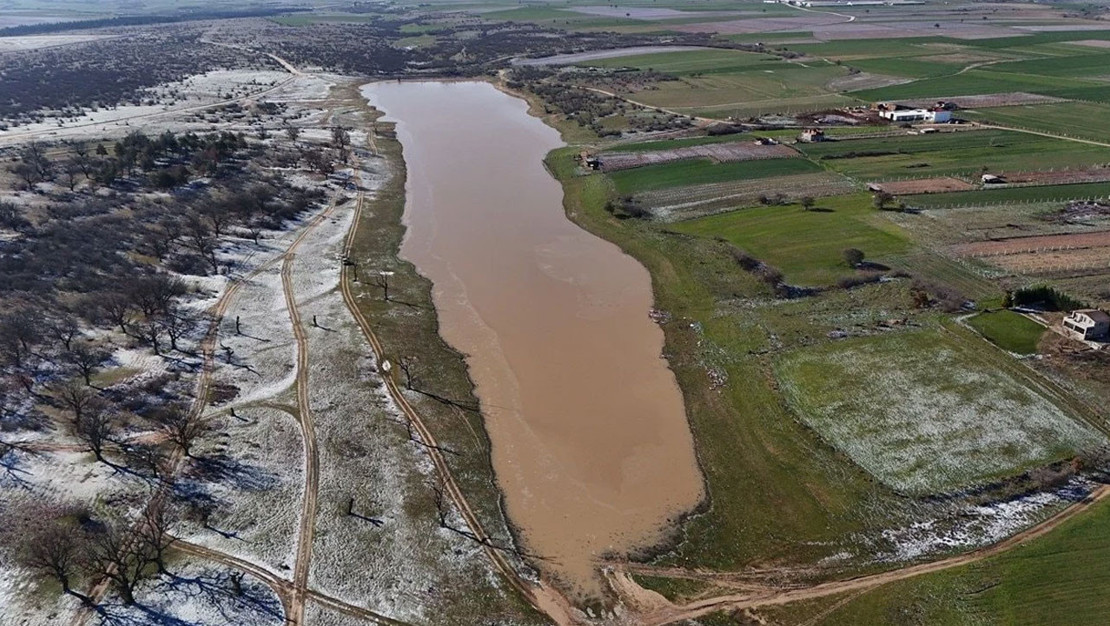 yagislar-karahidir-goleti-nde-su-seviyesini-yukseltti