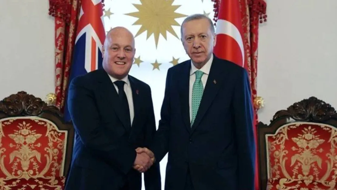 cumhurbaskani-erdogan-luxon-u-kabul-etti