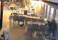 restorana-tufekle-saldirdi-bir-kisi-hayatini-kaybetti