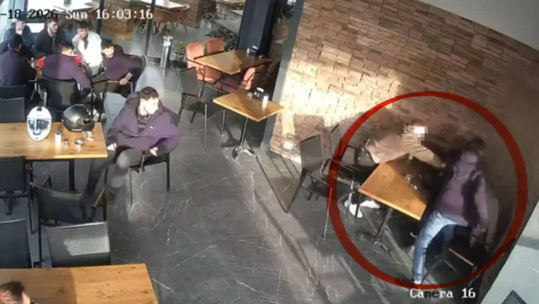 16-yasindaki-genc-bicakli-saldiriya-ugradi