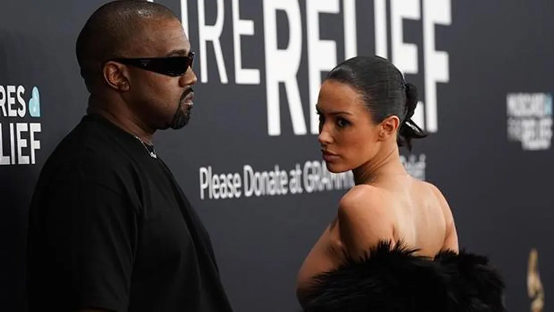 unlu-sarkici-kanye-west-tepkilerin-odaginda