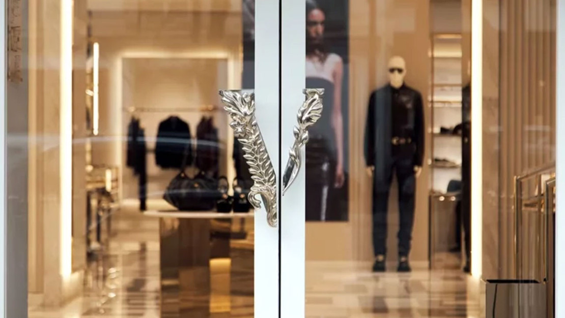 prada-versace-yi-satin-aliyor-1-5-milyar-dolarlik-anlasma