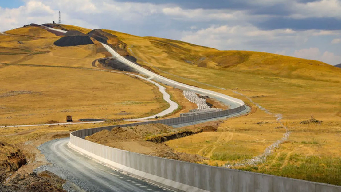 sinirlarin-yuzde-44-une-guvenlik-duvari-oruldu