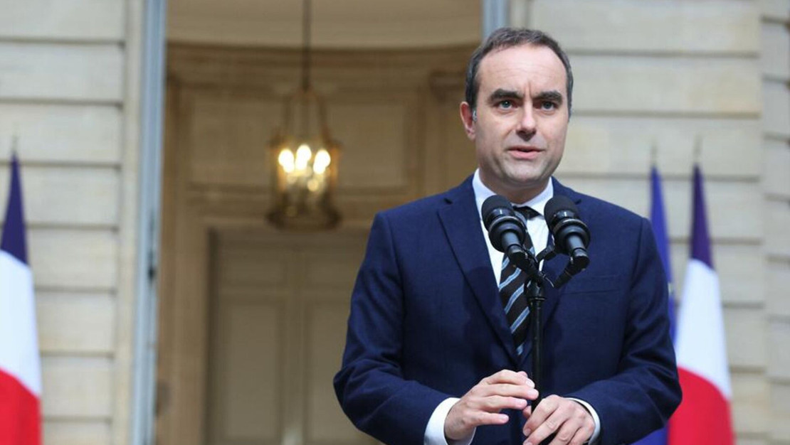 fransa-basbakani-lecornu-istifa-etti