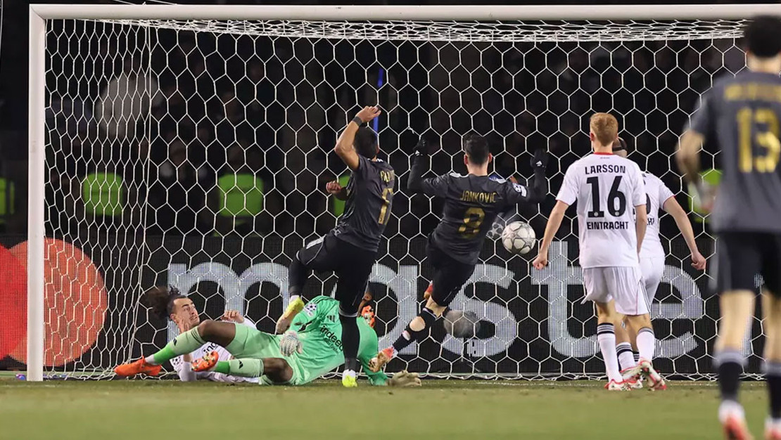 karabag-tarihe-gecen-geri-donusuyle-sampiyonlar-ligi-nde-3-2-galip-geldi