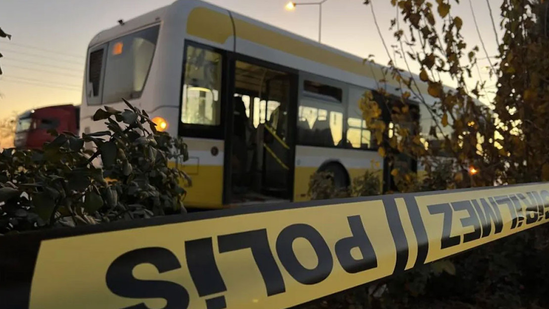 konya-da-belediye-otobusunde-bicakli-kavga-nedeniyle-olum