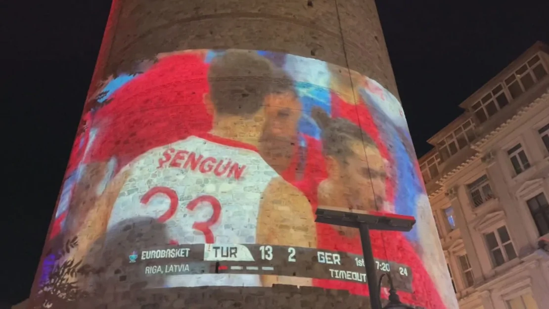 a-milli-erkek-basketbol-takimi-finali-basladi-galata-kulesi-nde-yogun-ilgi-vardi