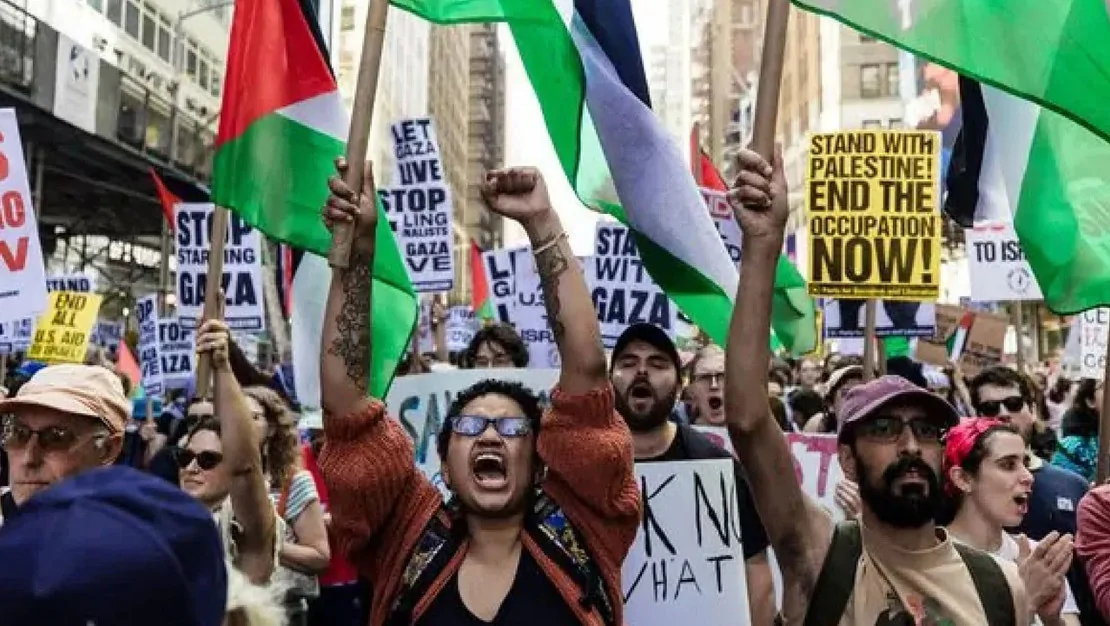 new-york-ta-netanyahu-karsiti-protesto-gerceklesti