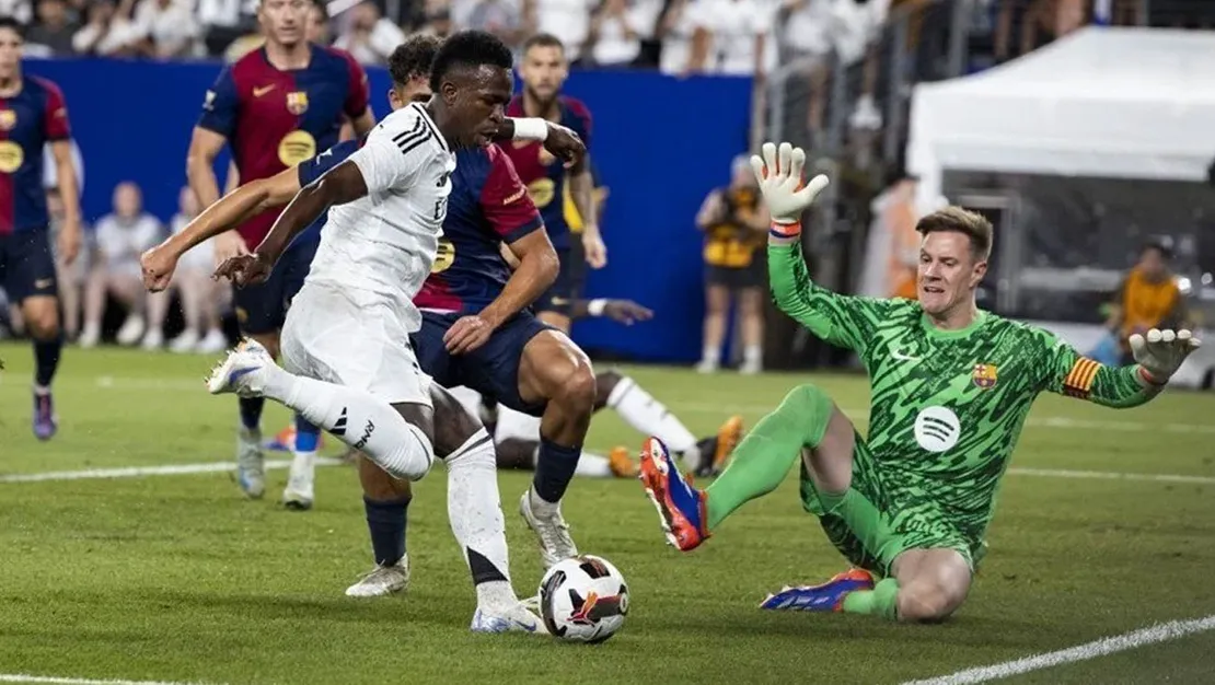 galatasaray-efsane-isim-tavsiyesi-aldi