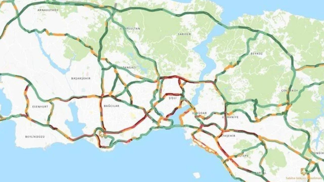 marmara-da-deprem-istanbul-da-trafik-yogunlugu-artti