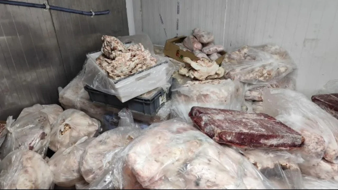 11-bin-250-kilo-kacak-et-ele-gecirildi