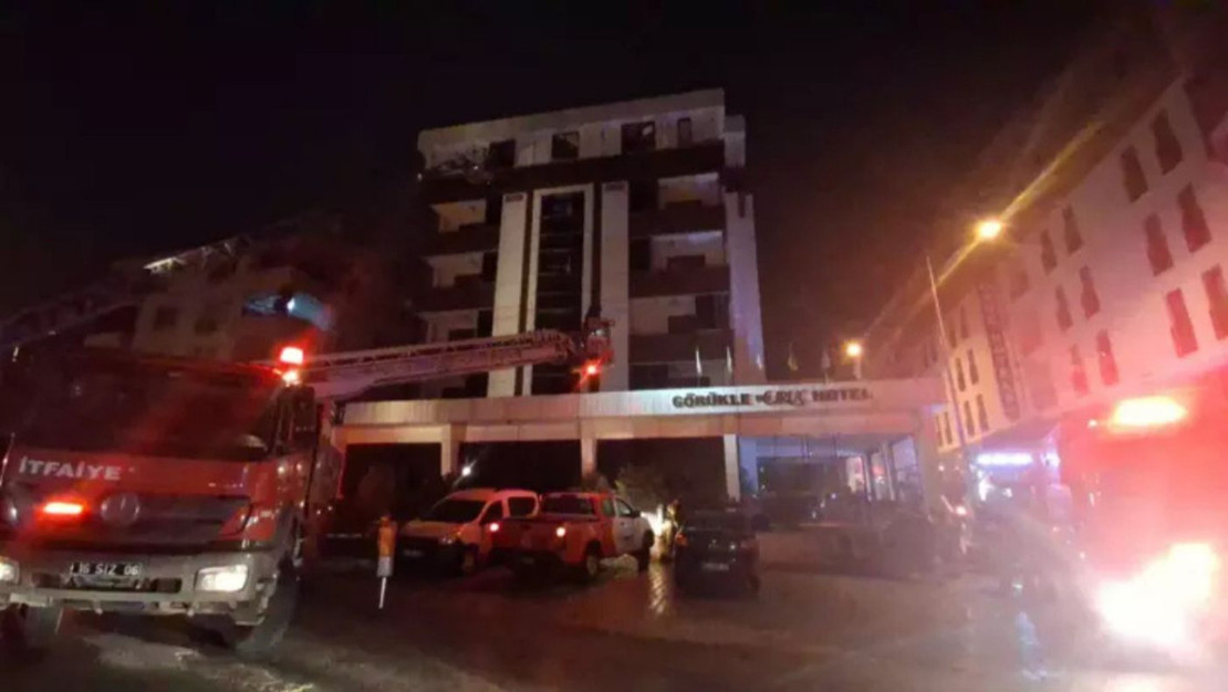 7-katli-otelde-yangin-8-kisi-dumandan-etkilendi