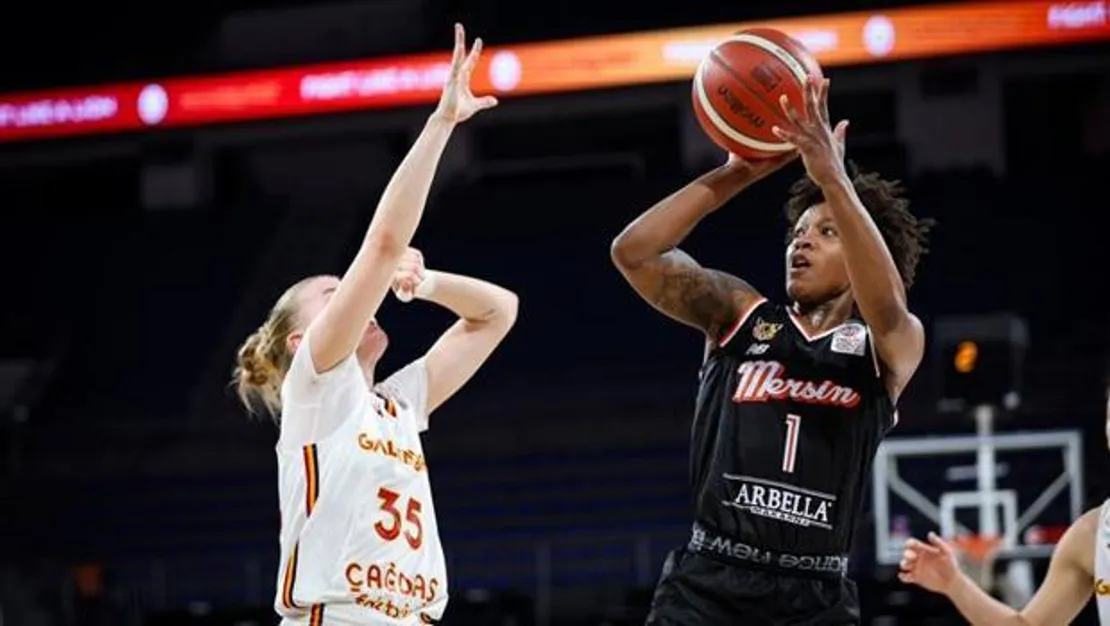 galatasaray-cbk-mersin-e-evinde-maglup-oldu