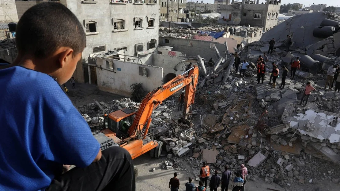 israil-in-gazze-saldirilarinda-can-kaybi-64-656