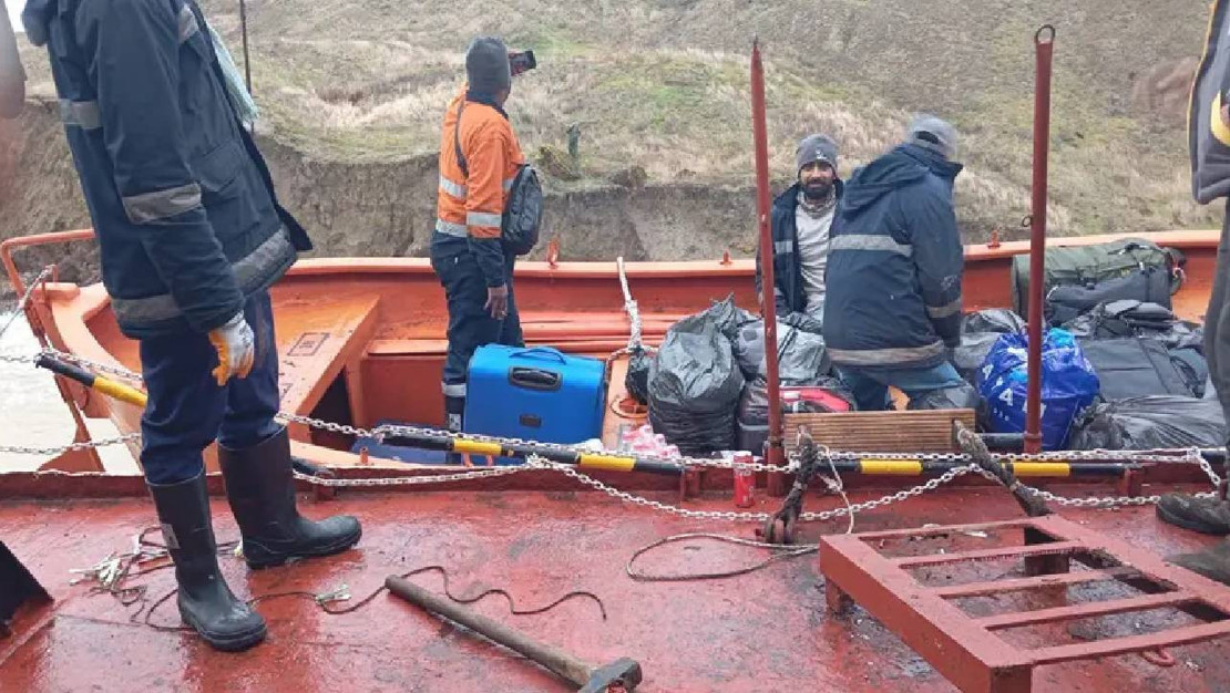 turk-gemisi-kerc-bogazi-nda-karaya-oturdu