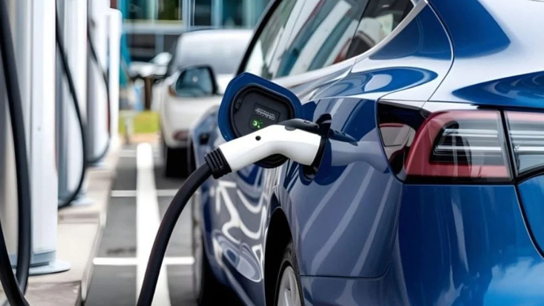 tesla-fiyatlari-ve-sarj-artisi-geldi