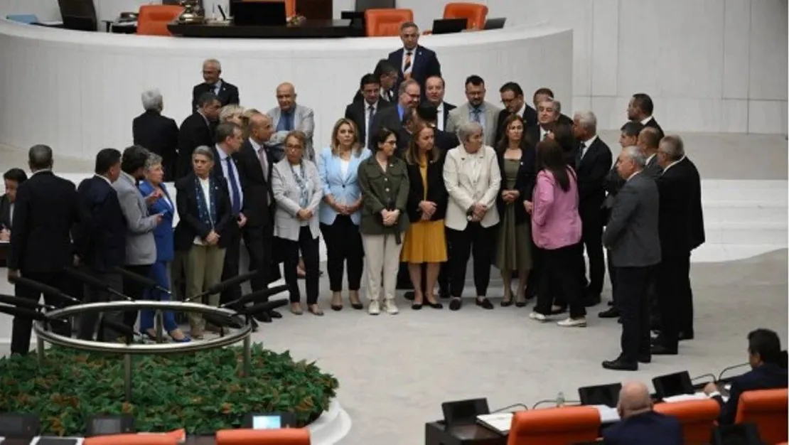 zeydan-karalar-tutuklandi-chp-protesto-etti