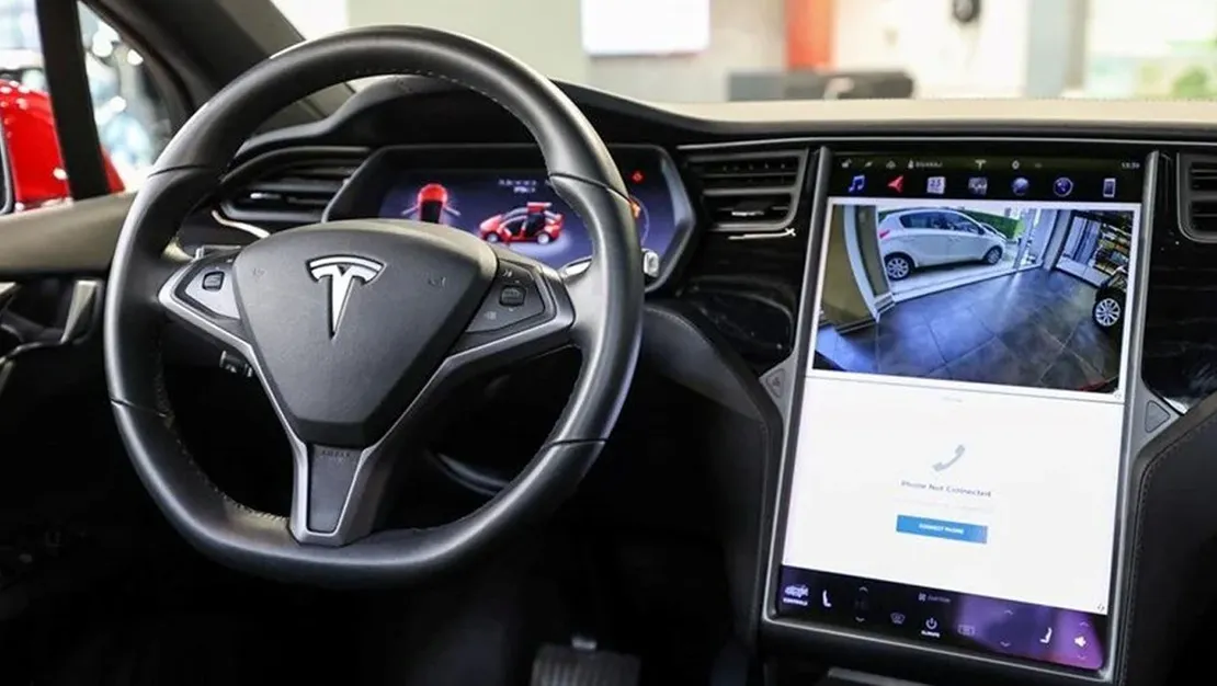 tesla-milyonlarca-aracini-geri-cagirdi-sorun-ise
