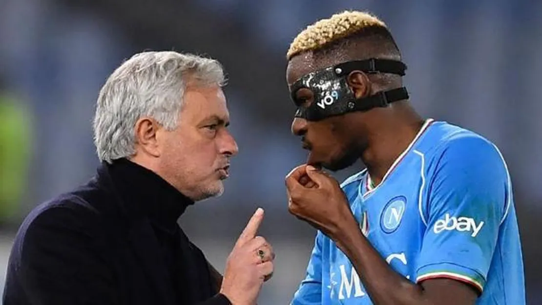 mourinho-nun-osimhen-karsilastirmasi-flas