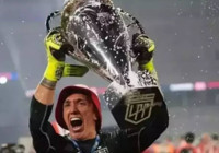 muslera-ile-kupalar-2025-te-yagmur-gibi-geldi