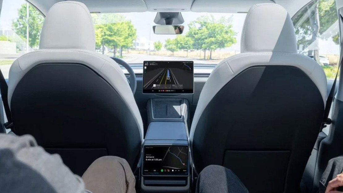 tesla-robotaksi-programi-guvenlik-endiseleriyle-sarsildi