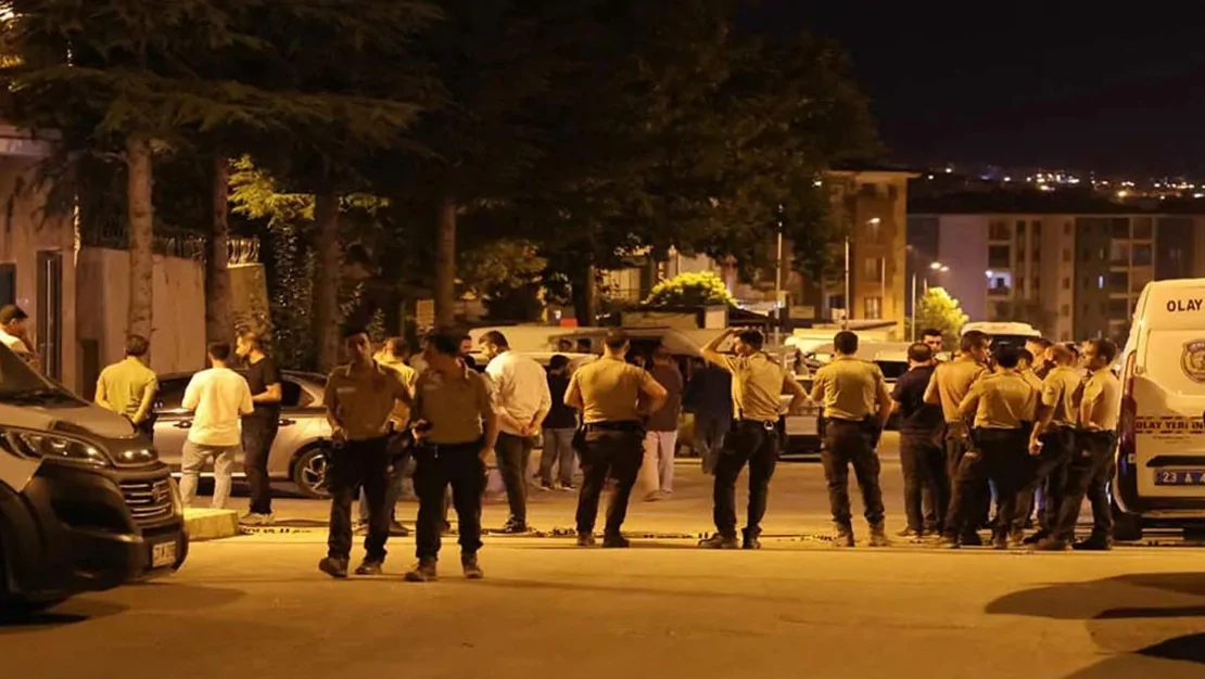 elazig-da-bicakli-kavga-cikti