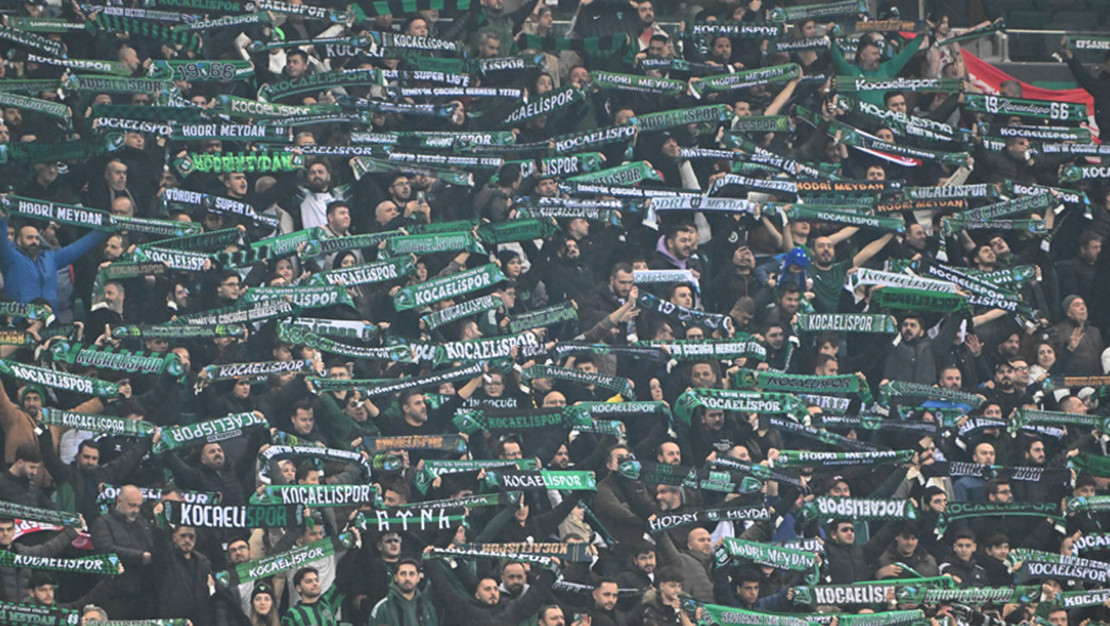 kocaelispor-taraftari-tribunden-duserek-hayatini-kaybetti