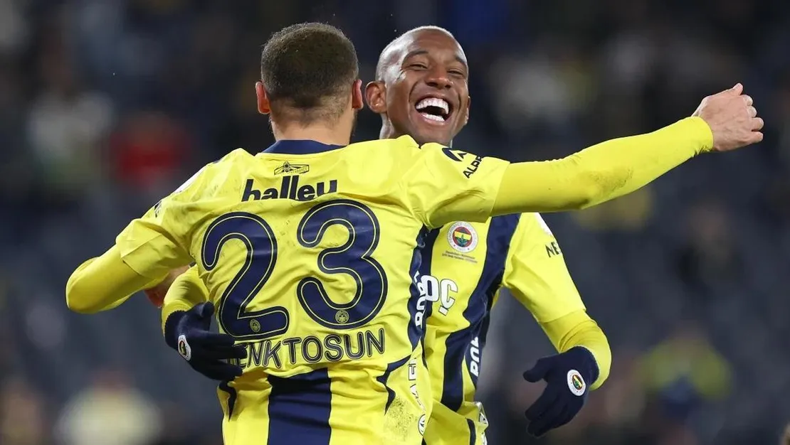 anderson-talisca-dan-alex-de-souza-mesaji