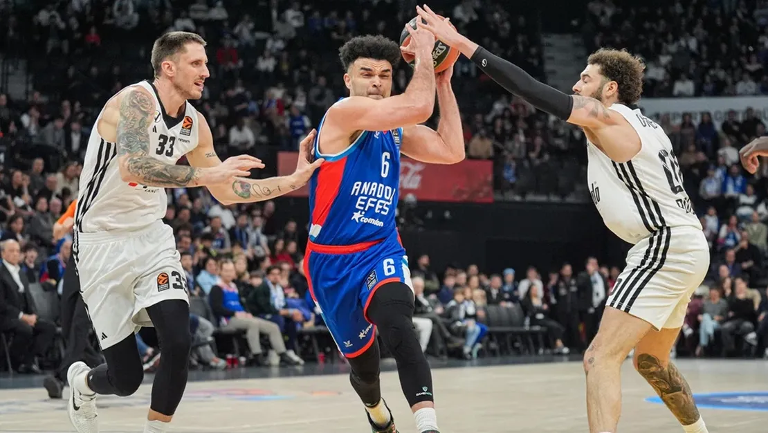 anadolu-efes-bologna-yi-farkli-yendi