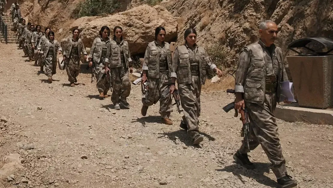 tarih-gunde-teroristlerden-silah-birakimi