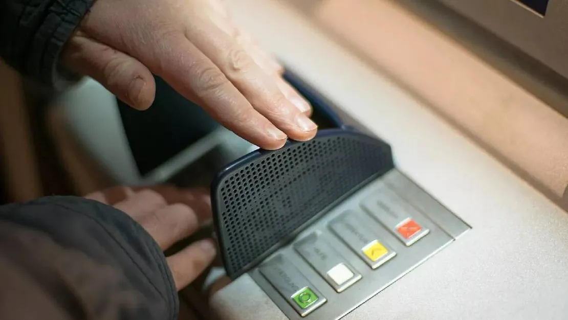 atm-lerde-para-cekme-sorunu-buyuyor