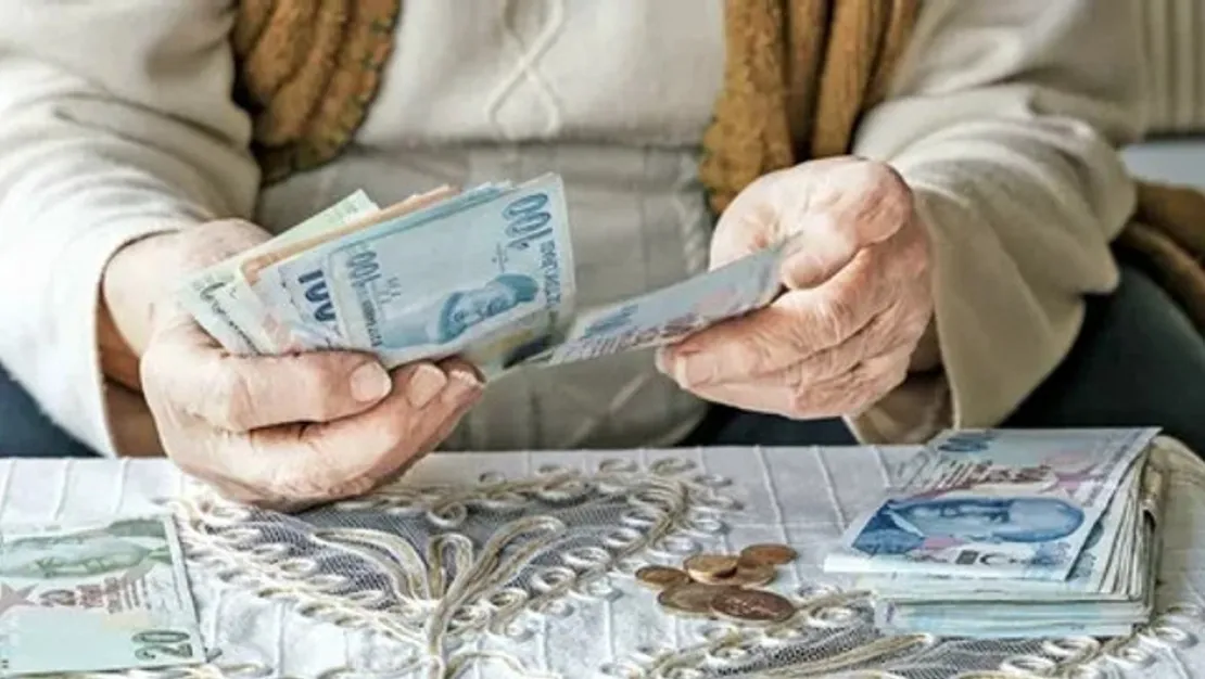 emekli-promosyonlarinda-2025-yarisi-basladi