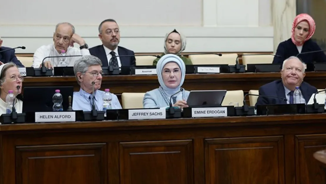 emine-erdogan-vatikan-da-konusma-gerceklestirdi